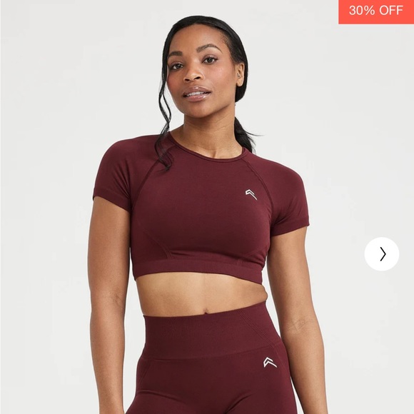 Oner Active EFFORTLESS SEAMLESS SHORT SLEEVE CROP TOP Rosewood - Medium - Picture 3 of 6